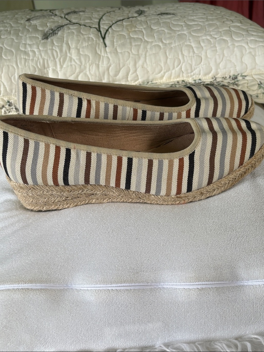 Life Stride Striped Neutral Espadrille Wedges 11W
